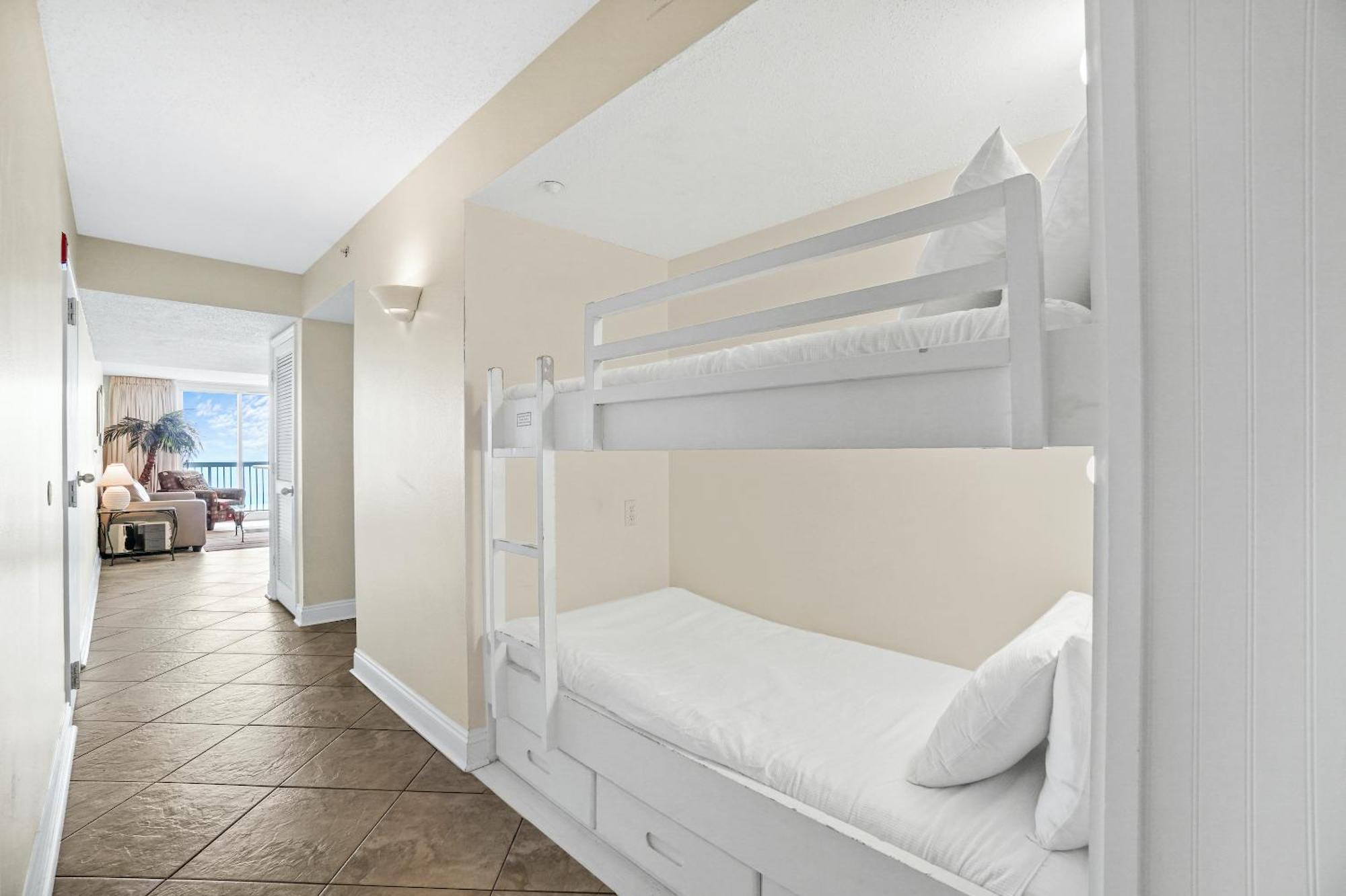 Pelican Beach Resort By Panhandle Getaways Destin Oda fotoğraf